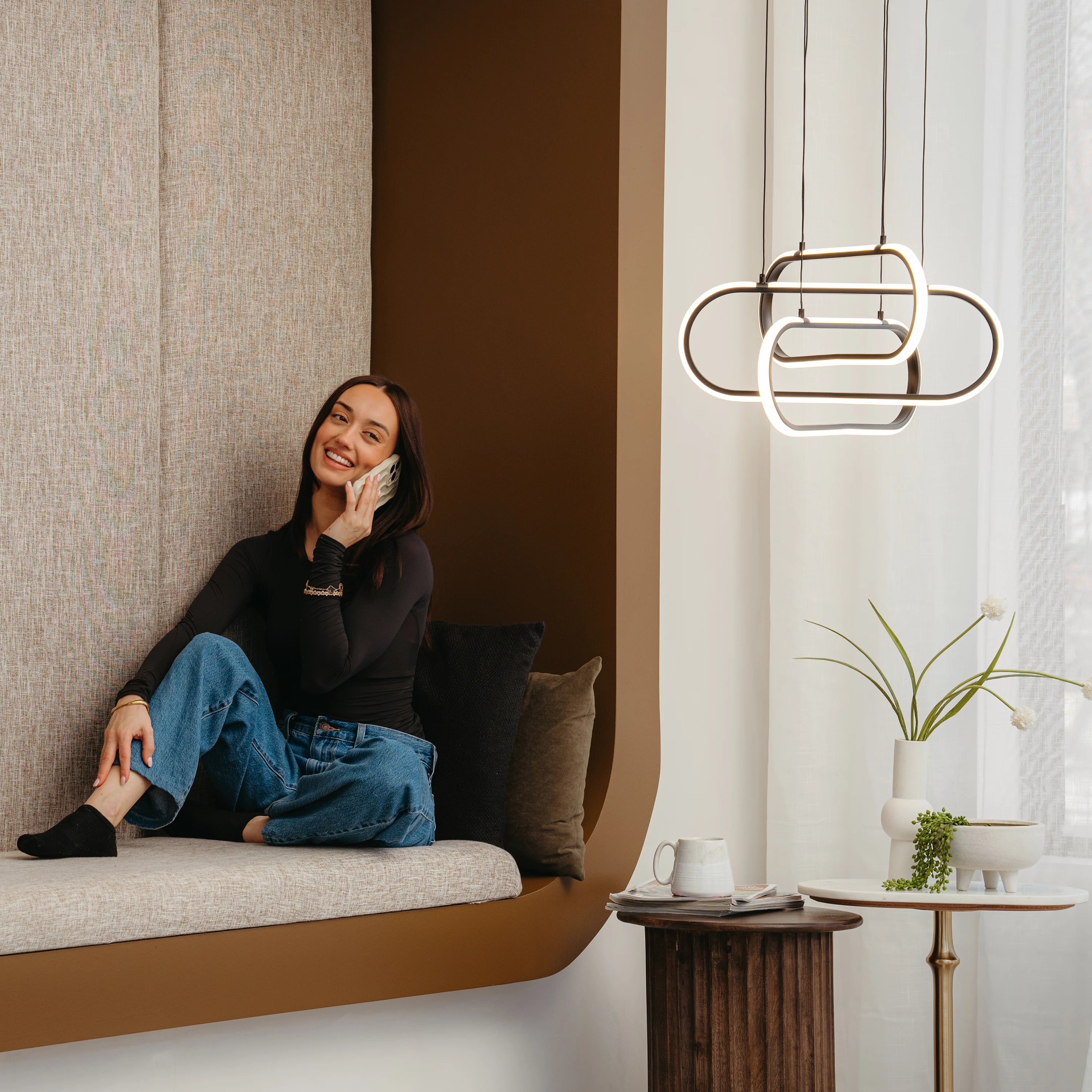 Lewis modern LED pendant light 3 CCT - Image 9