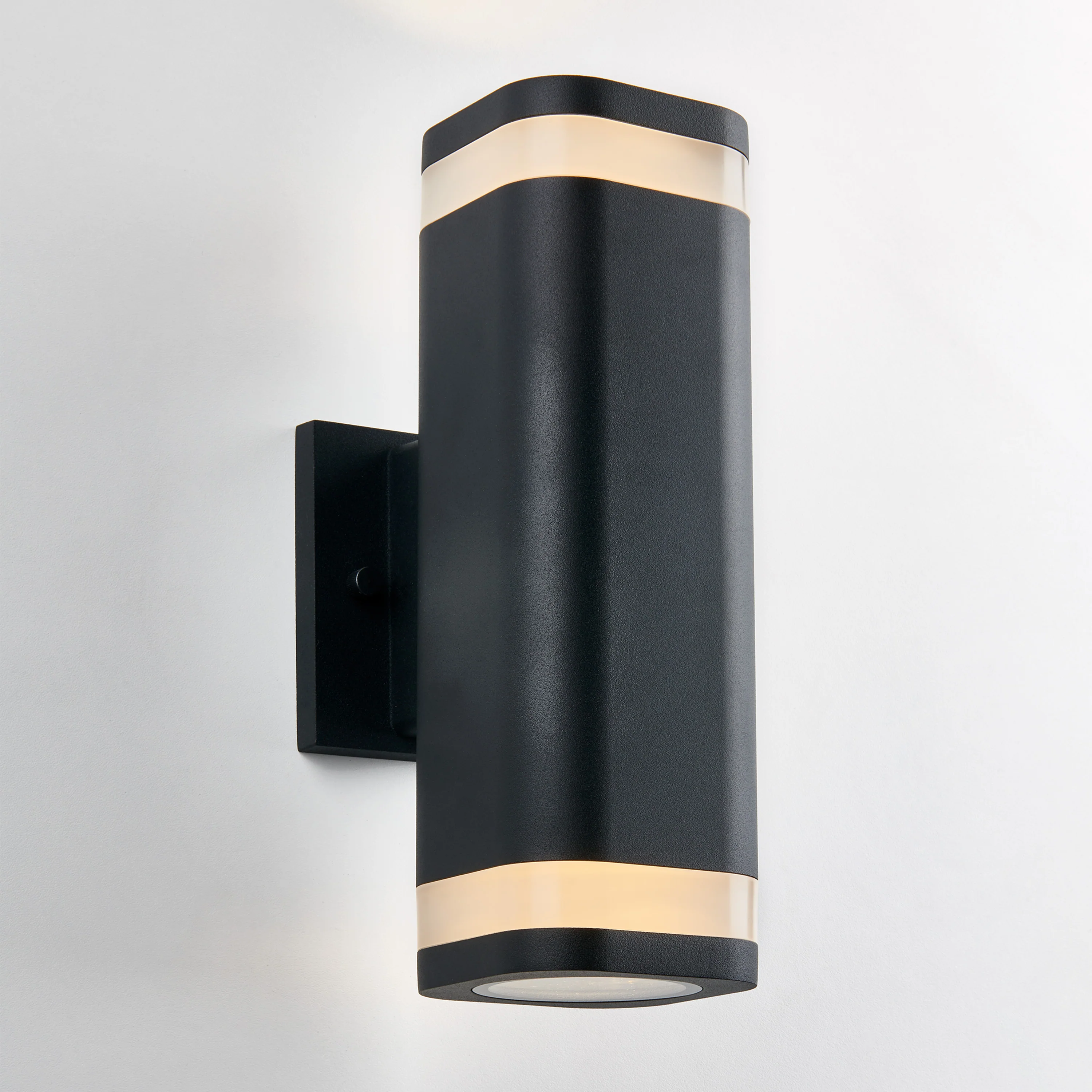 Mettle LED indoor-outdoor wall light