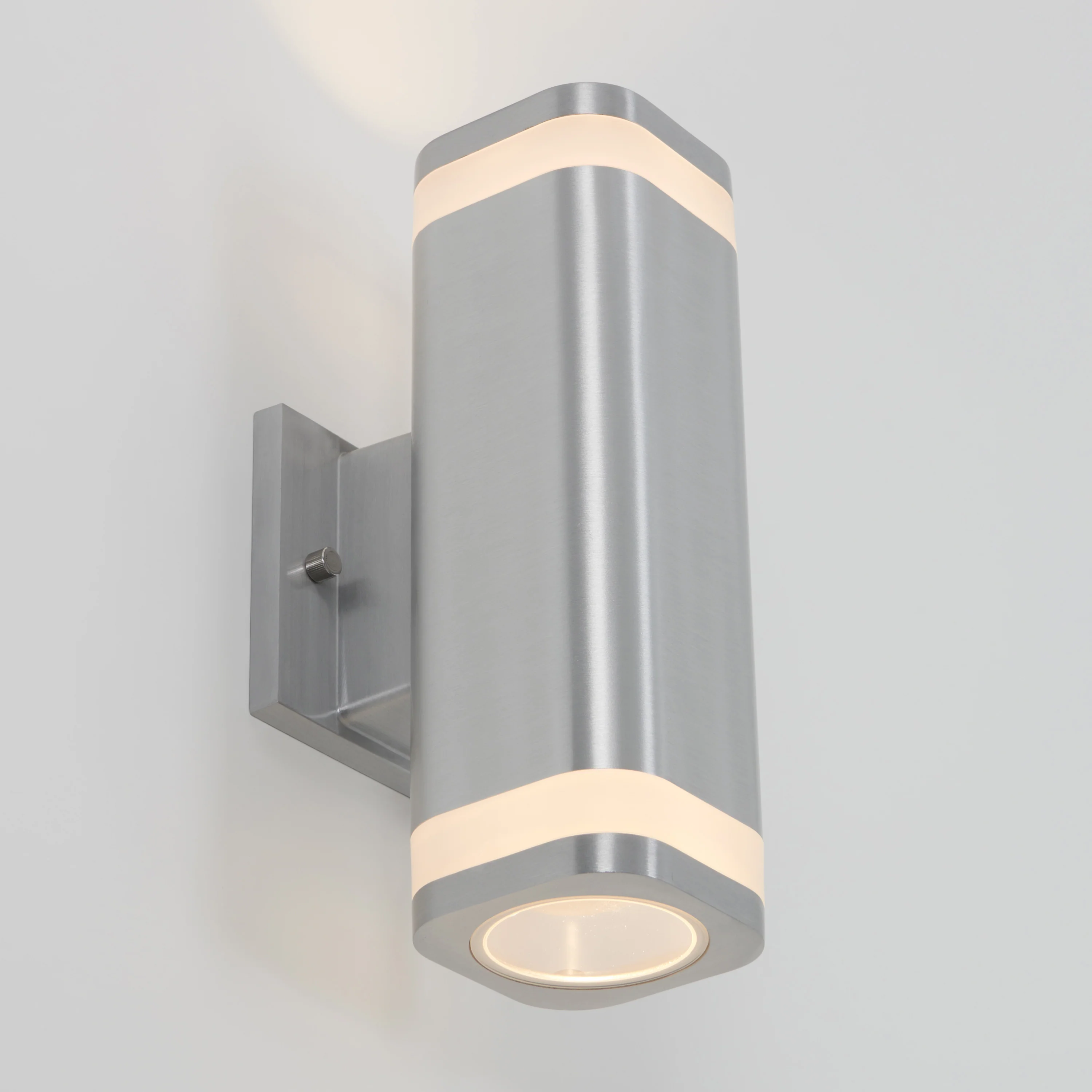 Mettle LED indoor-outdoor wall light - Image 11