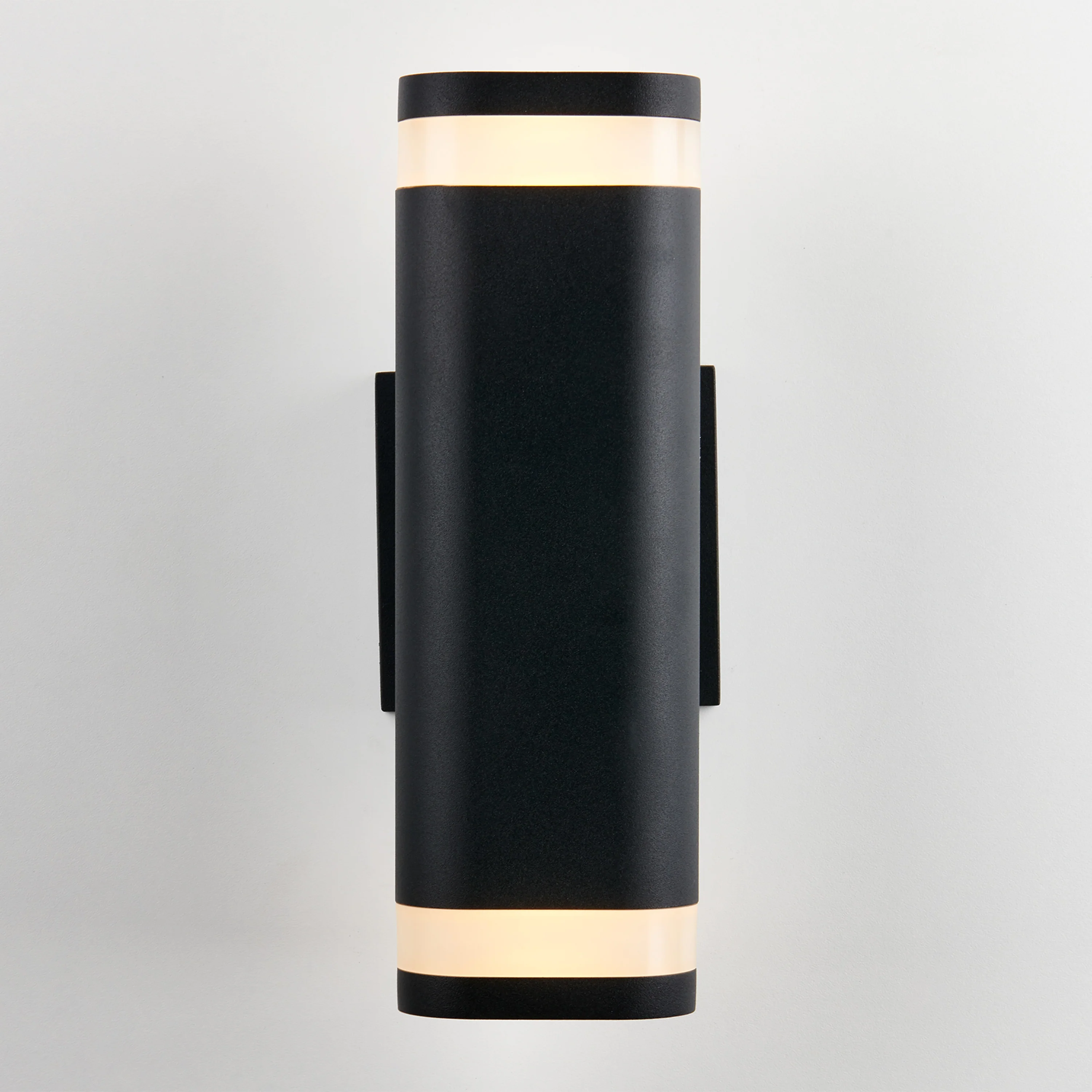 Mettle LED indoor-outdoor wall light - Image 4