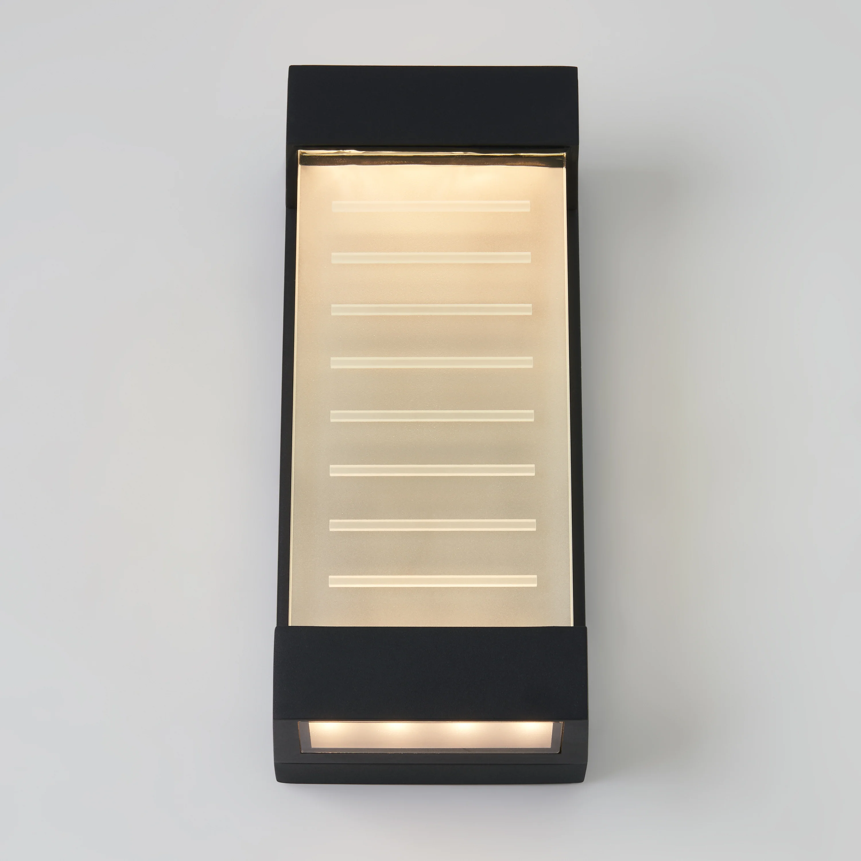 Percy LED indoor-outdoor wall light - Image 4