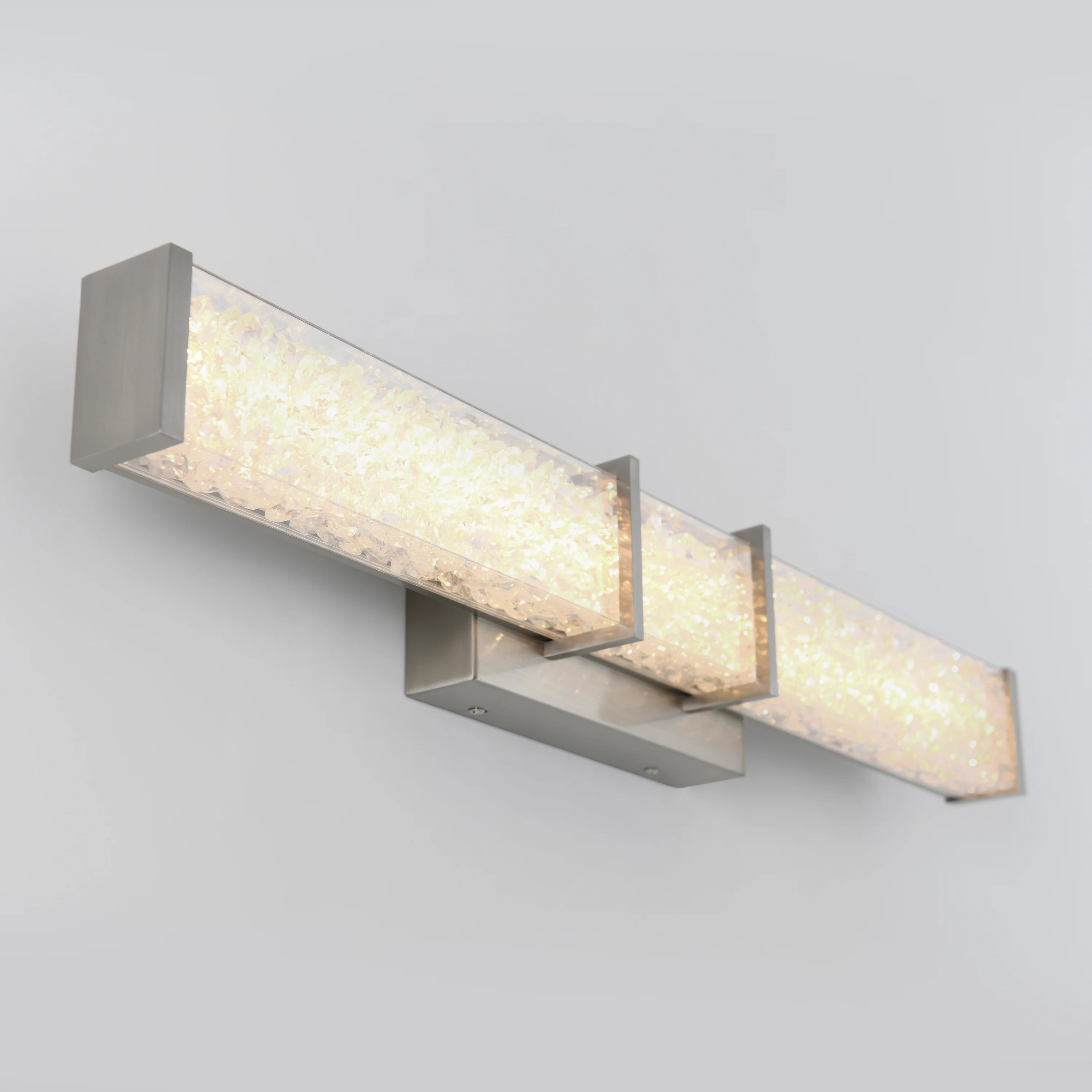 Royale modern LED bathroom vanity light - Image 13