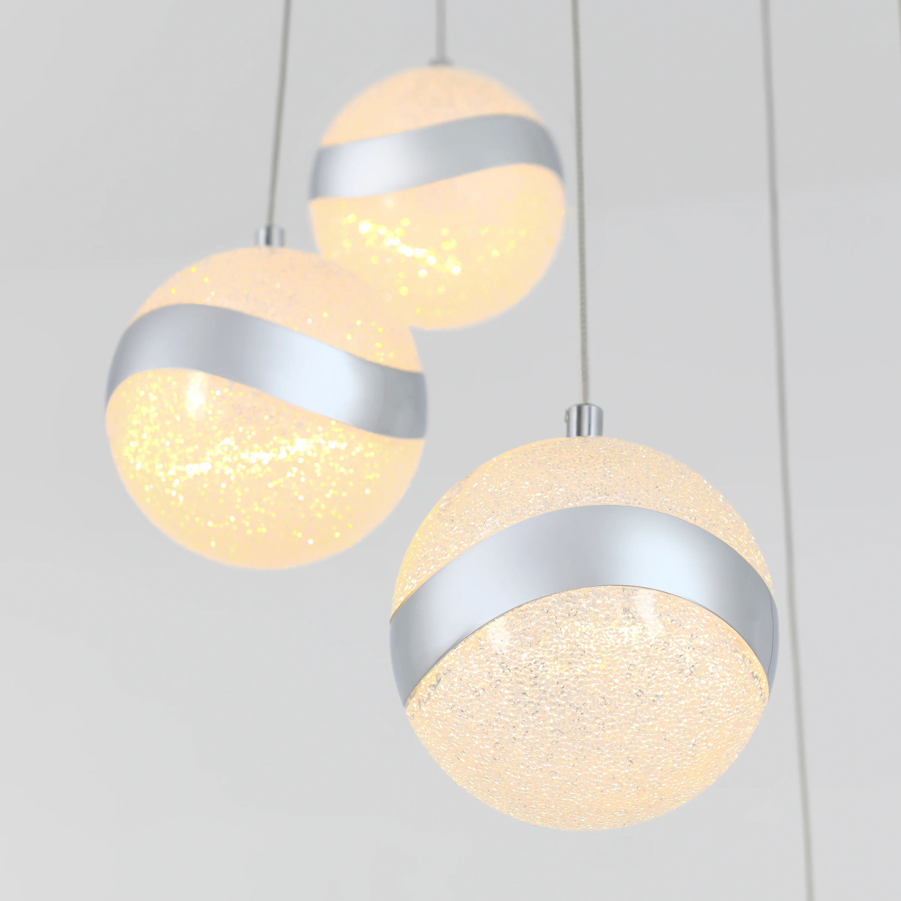 Wavey 5-light LED pendant - Image 5